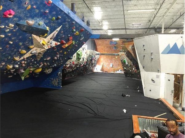 summit_climbing_gym